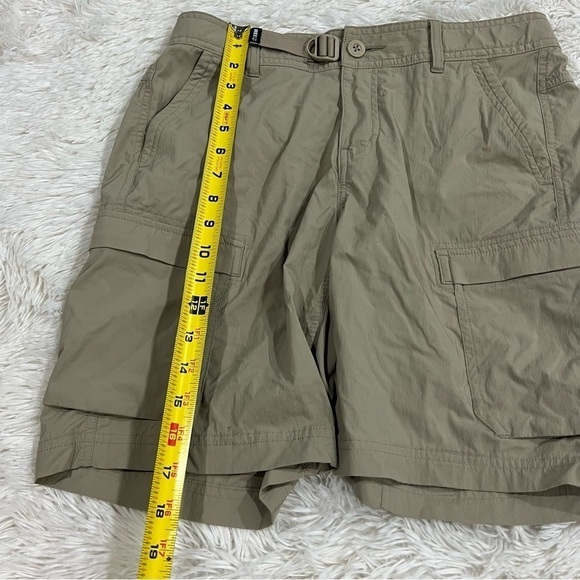 REI Relaxed Fit Khaki 8.5 Inch Hiking Cargo Outdoor Walking Shorts  - Size 6 - Picture 4 of 12